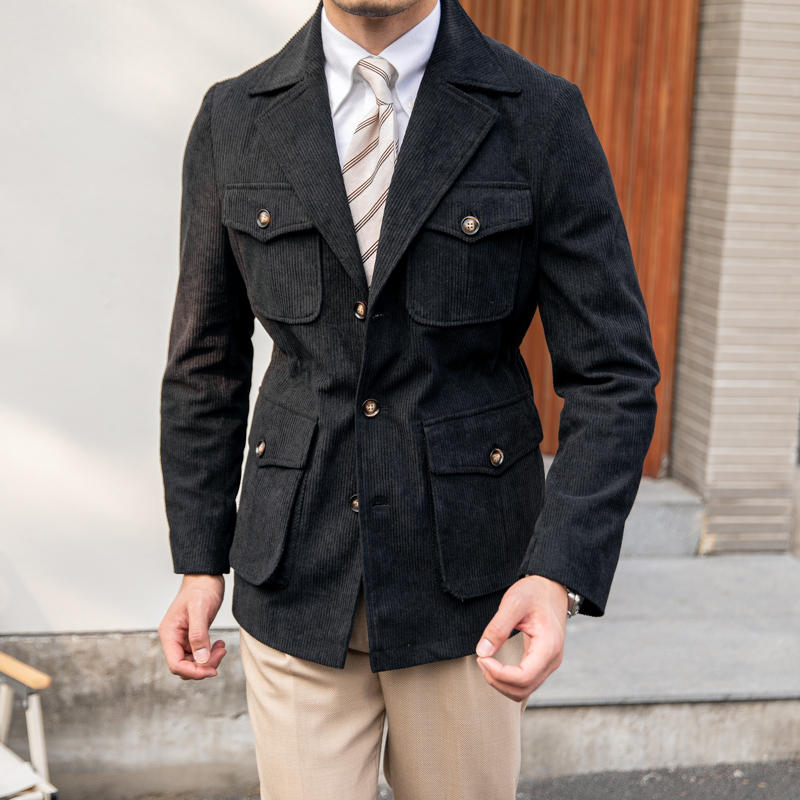 Veste safari cintrée en velours côtelé avec revers