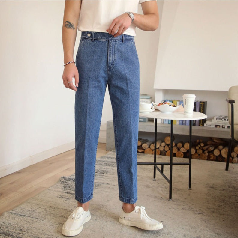 Single Pleated Denim Jeans