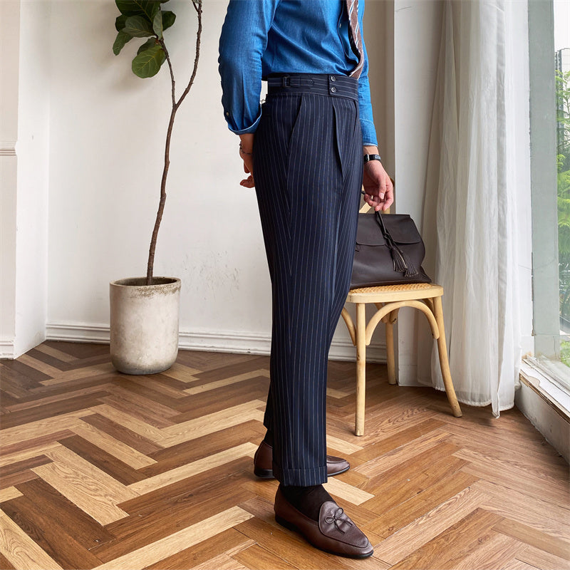 Pantalon London plissé à fines rayures