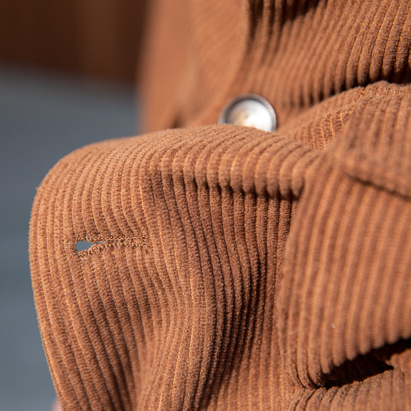 Veste safari cintrée en velours côtelé avec revers